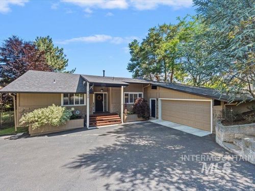 730 E Curling Dr, Boise, ID, 83702-1907 | Card Image