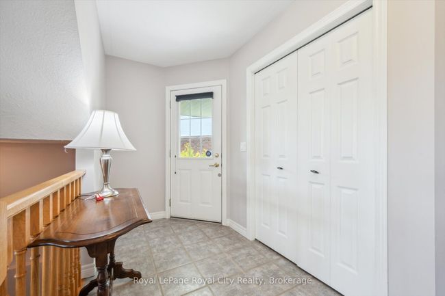 105 Riverwalk Pl, House attached with 2 bedrooms, 2 bathrooms and 3 parking in Rockwood ON | Image 5