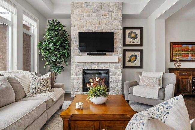 226 Artesia Gate, Home with 3 bedrooms, 4 bathrooms and 4 parking in Heritage Pointe AB | Image 17
