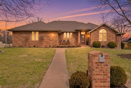 701 E Bennett Ct, Nixa, MO, 65714-8141 | Card Image