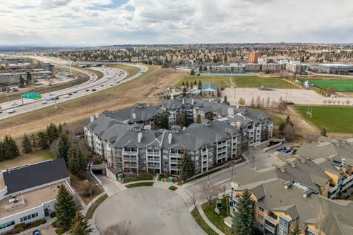 439-35 Richard Crt Sw, Calgary, AB, T3E7N9 | Card Image