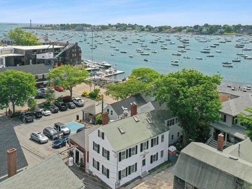 2-61 Front St, Marblehead, MA, 01945-3258 | Card Image