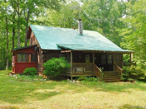 1262 Braxton Rd, Drakes Branch, VA, 23937-2116 | Card Image