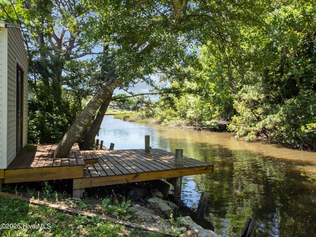 639 W Shore Dr, House other with 5 bedrooms, 4 bathrooms and 2 parking in Swansboro NC | Image 45