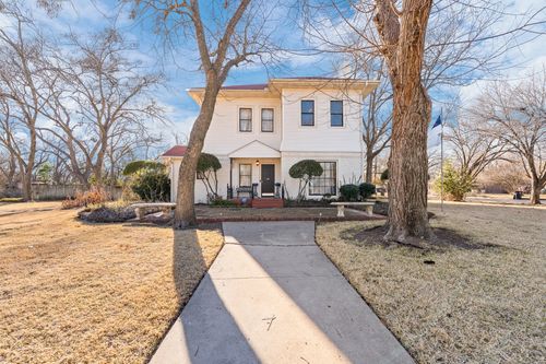 804 Prairie Ave, Cleburne, TX, 76033-6240 | Card Image