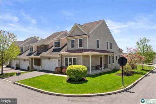 5543 Briar Ln, WHITEHALL, PA, 18052-2167 | Card Image