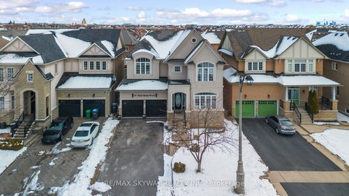 44 Eaglesprings Cres, Brampton, ON, L6P2W2 | Card Image
