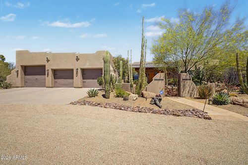 30821 N Rancho Tierra Dr, Cave Creek, AZ, 85331-5908 | Card Image
