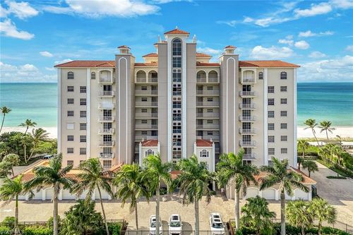 704-9577 Gulf Shore Dr, NAPLES, FL, 34108-4032 | Card Image