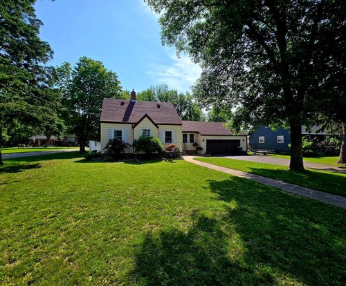 140 8th Ave, Foley, MN, 56329-9147 | Card Image