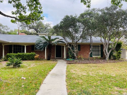 8702 Charro Ln, San Antonio, TX, 78217-5804 | Card Image