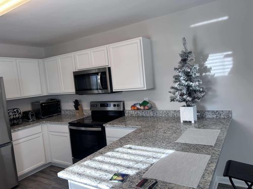 637 Woodvalley Dr, Corunna, MI, 48817-2210 | Card Image