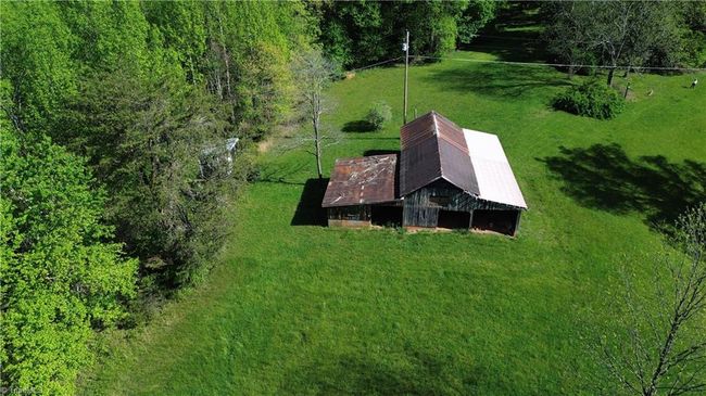 286 Golden Rd, House other with 2 bedrooms, 2 bathrooms and null parking in State Road NC | Image 9