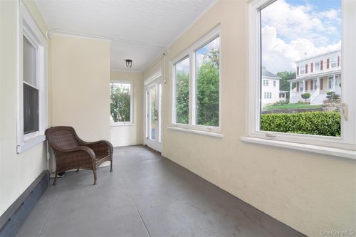 311 Sixth Ave, Pelham, NY, 10803-1288 | Card Image