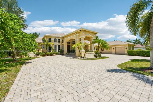 13457 Majestic Way, Cooper City, FL, 33330-2655 | Card Image