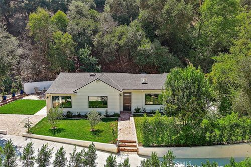3969 Alta Mesa Dr, Studio City, CA, 91604-4010 | Card Image