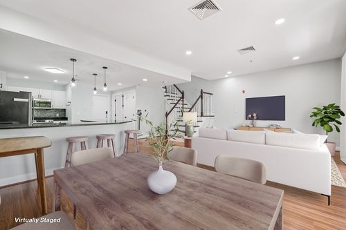 unit-2104-614 Pond St, Braintree, MA, 02184-6862 | Card Image