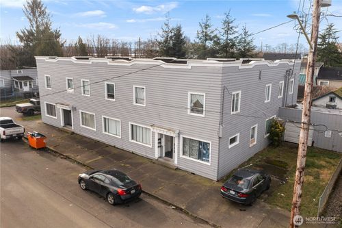 1020 J St, Hoquiam, WA, 98550-3801 | Card Image