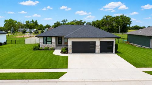 2456 56th Ave, Columbus, NE, 68601-8208 | Card Image