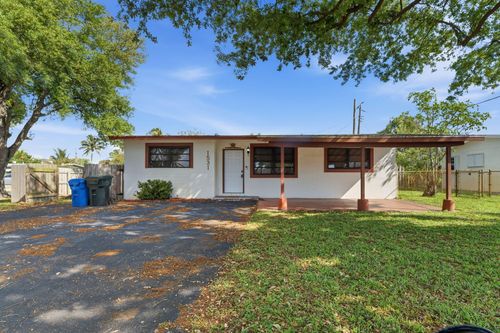 1531 Nw 41st Ct, Oakland Park, FL, 33309-4521 | Card Image
