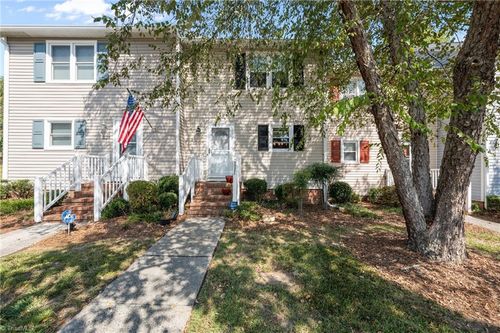 1121 Glendale Dr, Greensboro, NC, 27406-6406 | Card Image