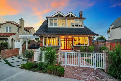 1027 G Ave, Coronado, CA, 92118-2733 | Card Image