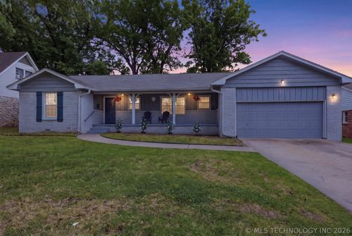 4130 E 49th St, Tulsa, OK, 74135-3218 | Card Image