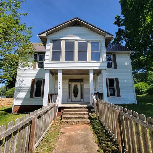 504 Evans Street, Livingston, TN, 38570 | Card Image