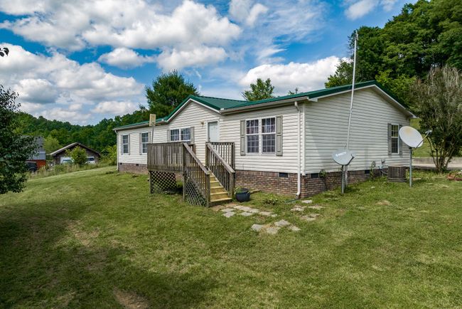 8869 Enterprise Rd, House other with 4 bedrooms, 2 bathrooms and null parking in Mount Pleasant TN | Image 4