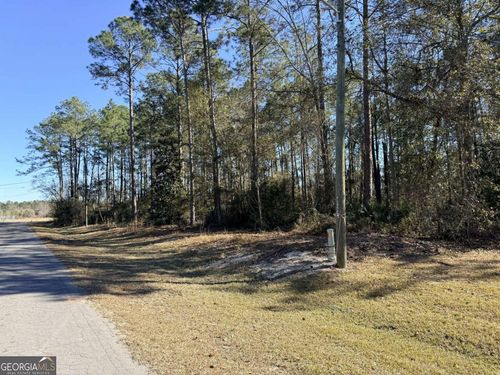 414 Pendleton St, Baxley, GA, 31513-6907 | Card Image