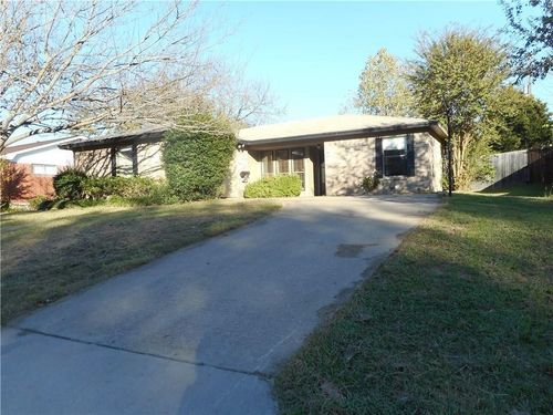 205 Rolling Hills Lane, Farmersville, TX, 75442 | Card Image
