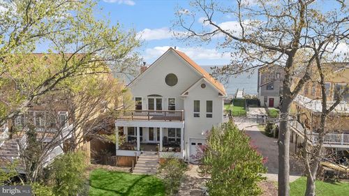 2113 Lake Dr, PASADENA, MD, 21122-3623 | Card Image