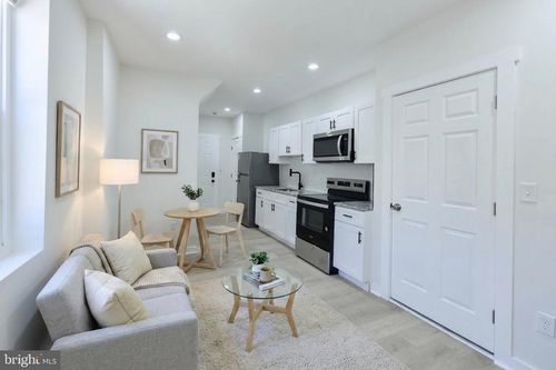 2-2330 Bryant Avenue, BALTIMORE, MD, 21217 | Card Image