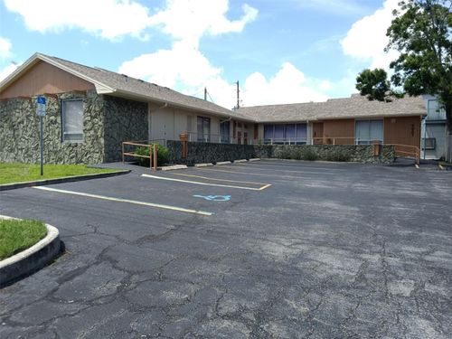6967 Sunset Dr S, SOUTH PASADENA, FL, 33707-2933 | Card Image