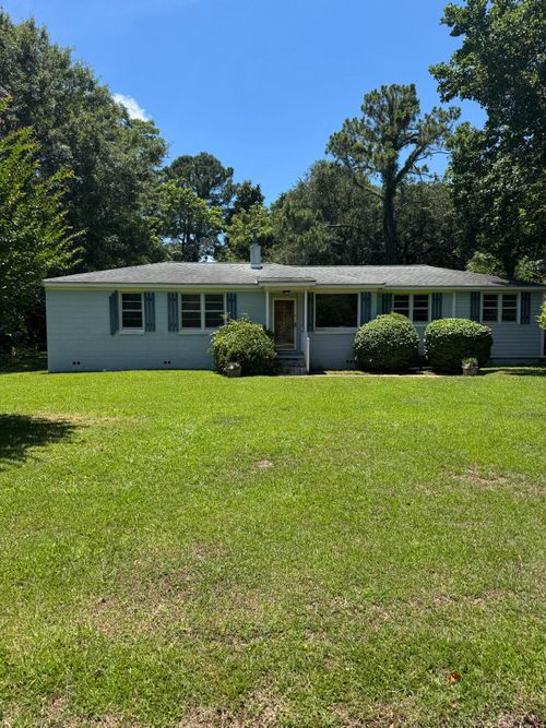 1309 Stone Post Rd, Charleston, SC, 29412-9427 | Card Image