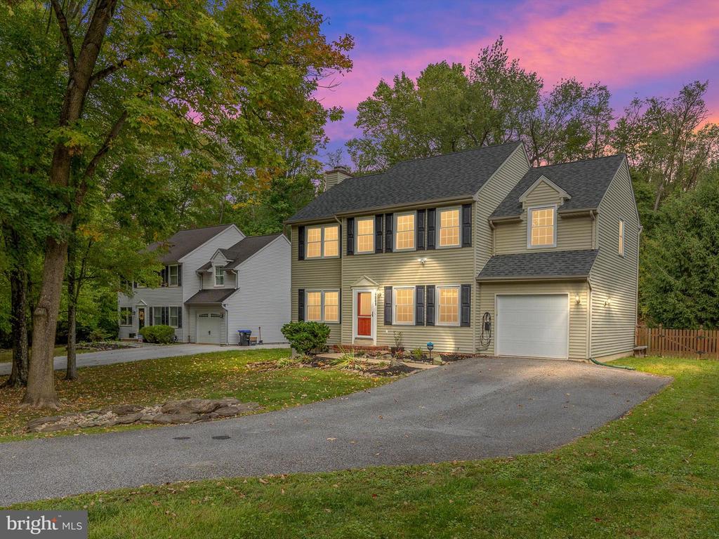 Stirrup Ct, Upper Chichester, PA 19061