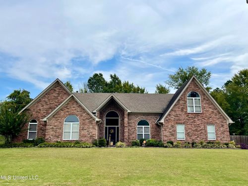 8286 Montrose Drive, Olive Branch, MS, 38654 | Card Image