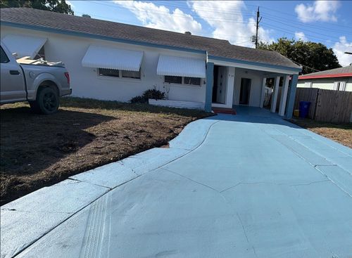 936 45th St, West Palm Beach, FL, 33407-2414 | Card Image