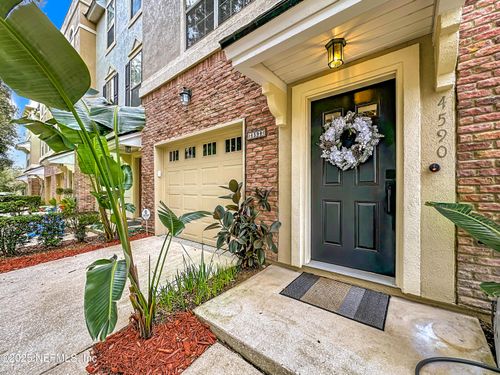 4590 Capital Dome Dr, JACKSONVILLE, FL, 32246-7457 | Card Image