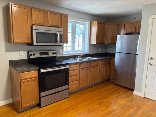 1c-249 Division St, Fall River, MA, 02721-1078 | Card Image