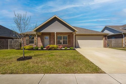 38 E Loveland Loop, Farmington, AR, 72730-3090 | Card Image
