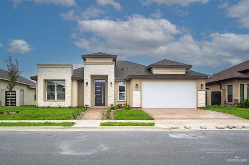 3107 S Livingston St, Edinburg, TX, 78542-6151 | Card Image