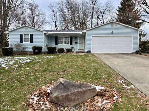 418 Hamilton Ave Ne, Massillon, OH, 44646-4016 | Card Image