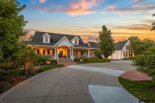 1223 Lynnwood Ln, Omaha, NE, 68152-5261 | Card Image