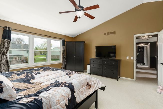 Primary Bedroom with natural light! | Image 32