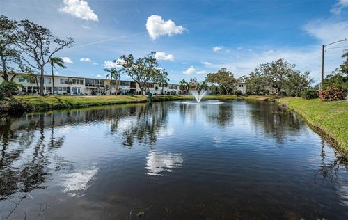 apt-810-4144 56th St N, KENNETH CITY, FL, 33709-5447 | Card Image