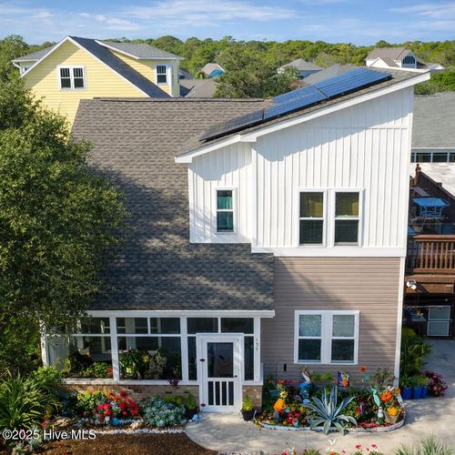 137 Fourth Ave N, Kure Beach, NC, 28449-3780 | Card Image