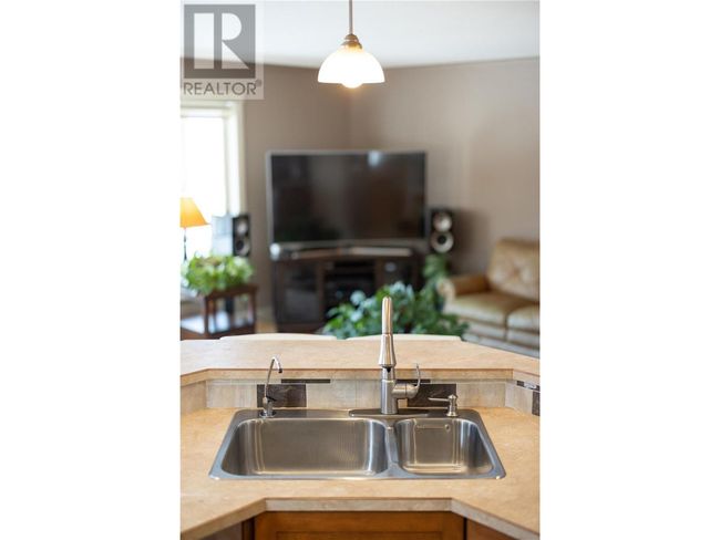 5380 Learmouth Rd, House other with 3 bedrooms, 3 bathrooms and 2 parking in Coldstream BC | Image 30