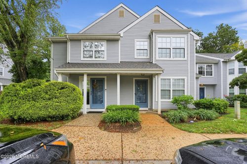 407 Hampton Ct, Manalapan, NJ, 07726-3276 | Card Image