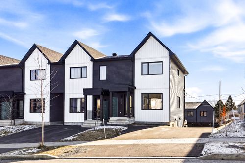 2226 Rue De La Golconda, Sherbrooke, QC, J1H0N1 | Card Image